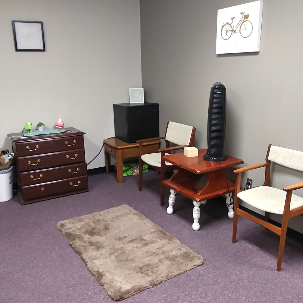 Jenn Lowe Therapy Waiting